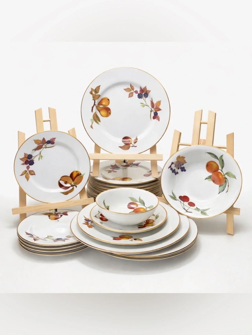 Royal Worcester Evesham Fine China Set 20pc Vintage 1961 England Dinnerware